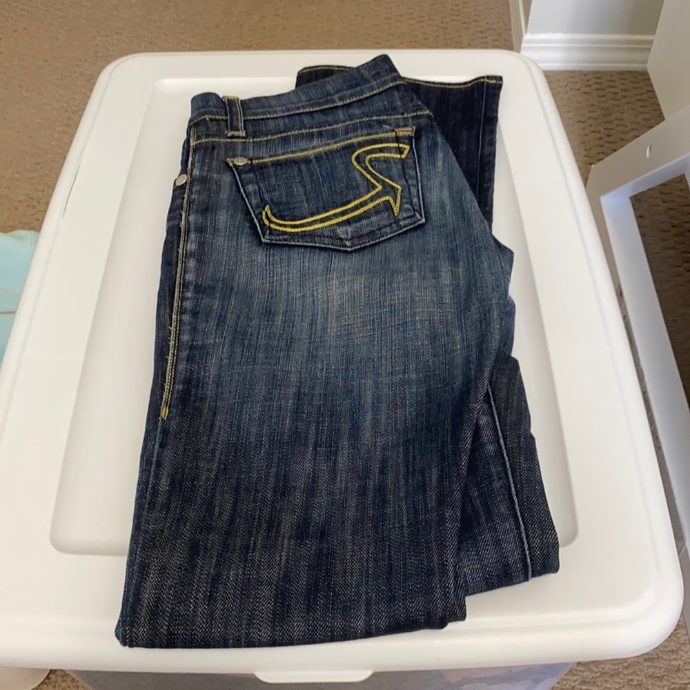 Rock & Republic Straight Leg Jeans